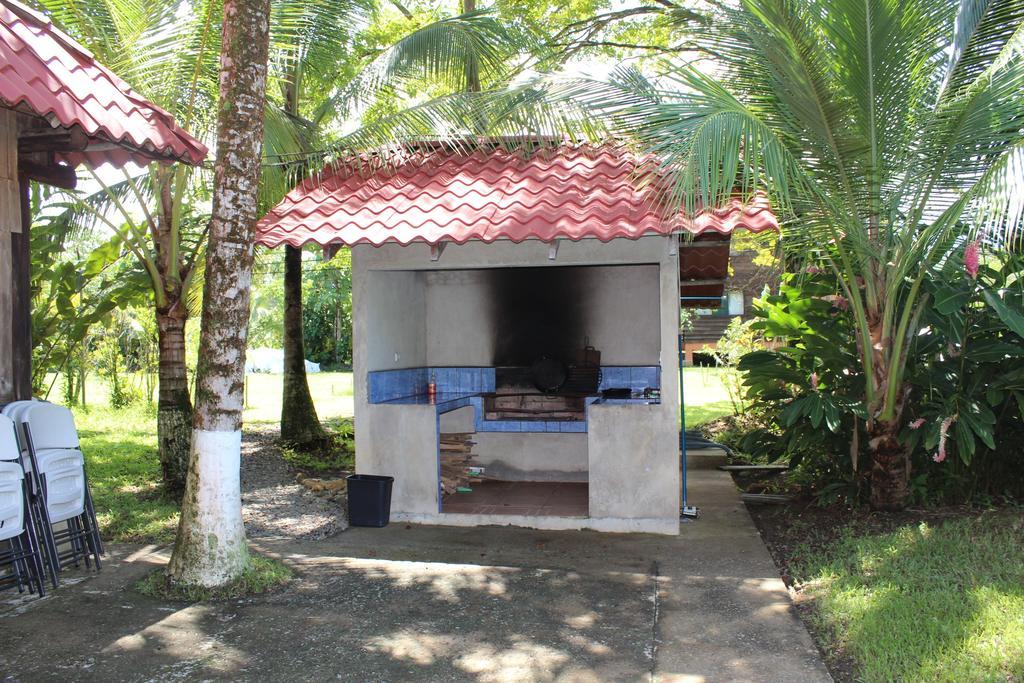Villas Maria Luisa Увита Экстерьер фото